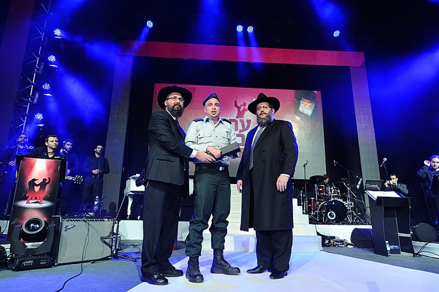 גלרית ענק: אברהם פריד והאחים גת הצדיעו לשלוחי חב"ד