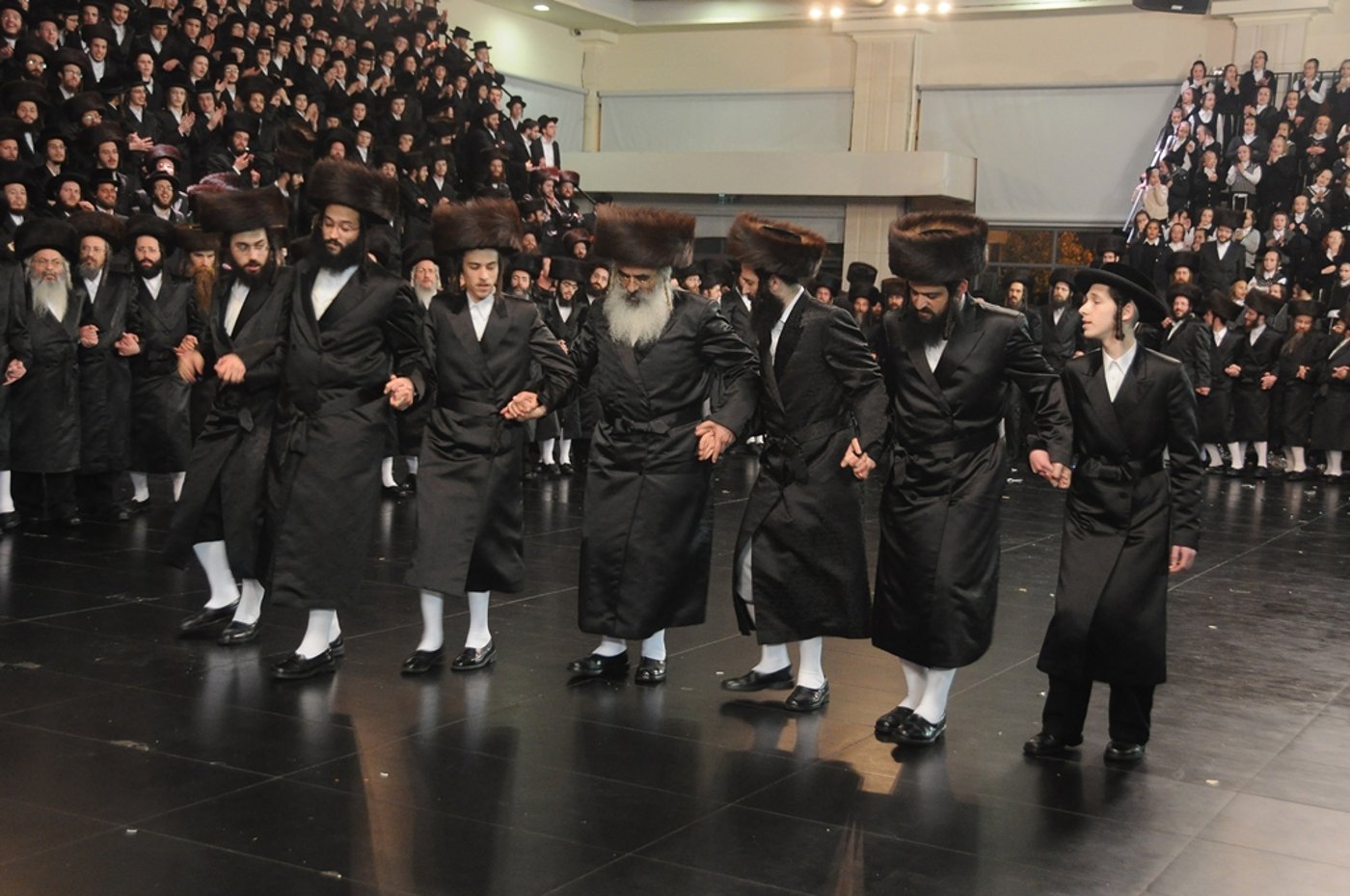 האדמו"ר מדושינסקיא: "אנחנו נישאר ב'העדה החרדית' עד ביאת משיח צדקנו"