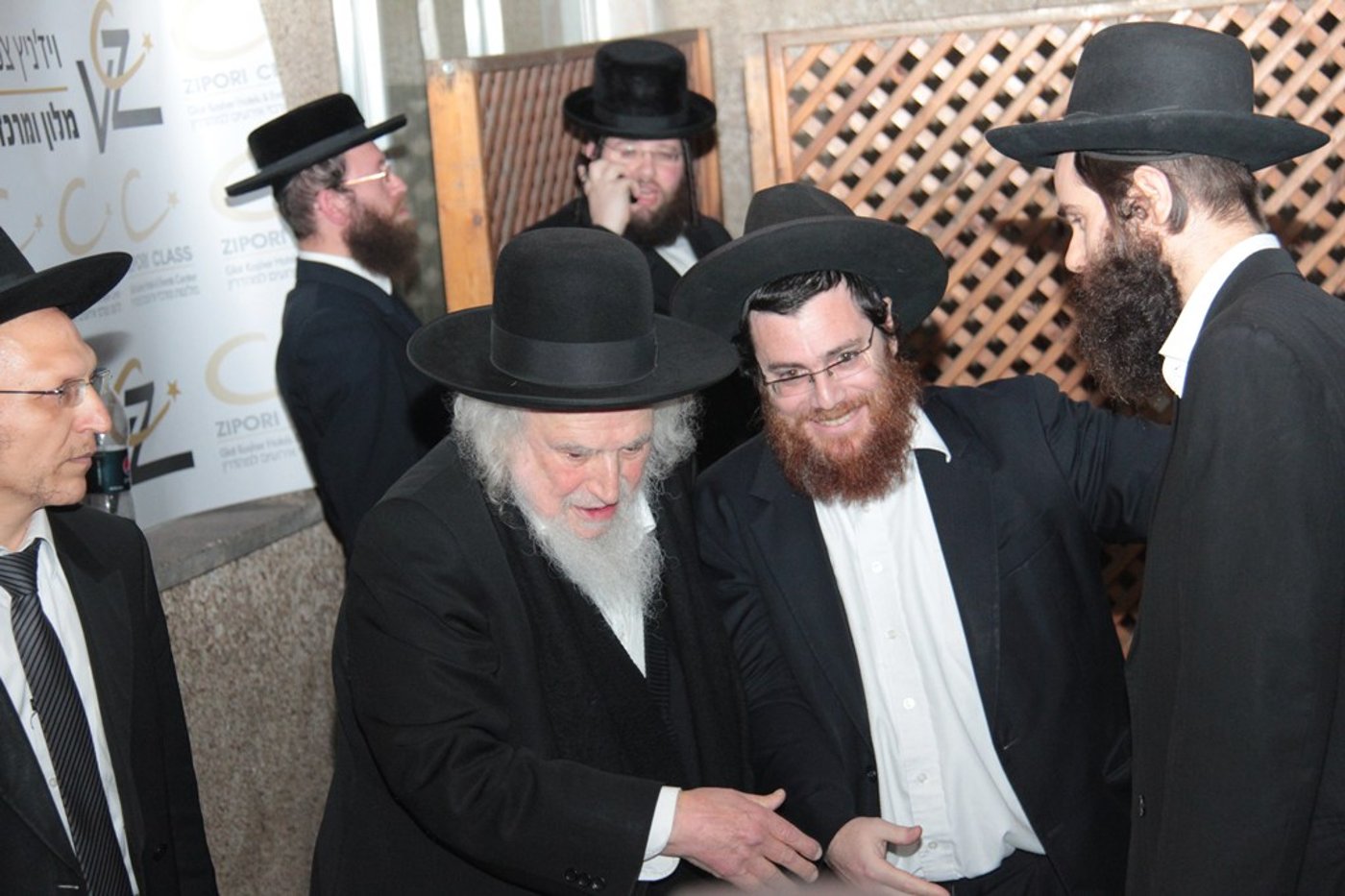 כינוס המועצות ההיסטורי: גלרית ענק