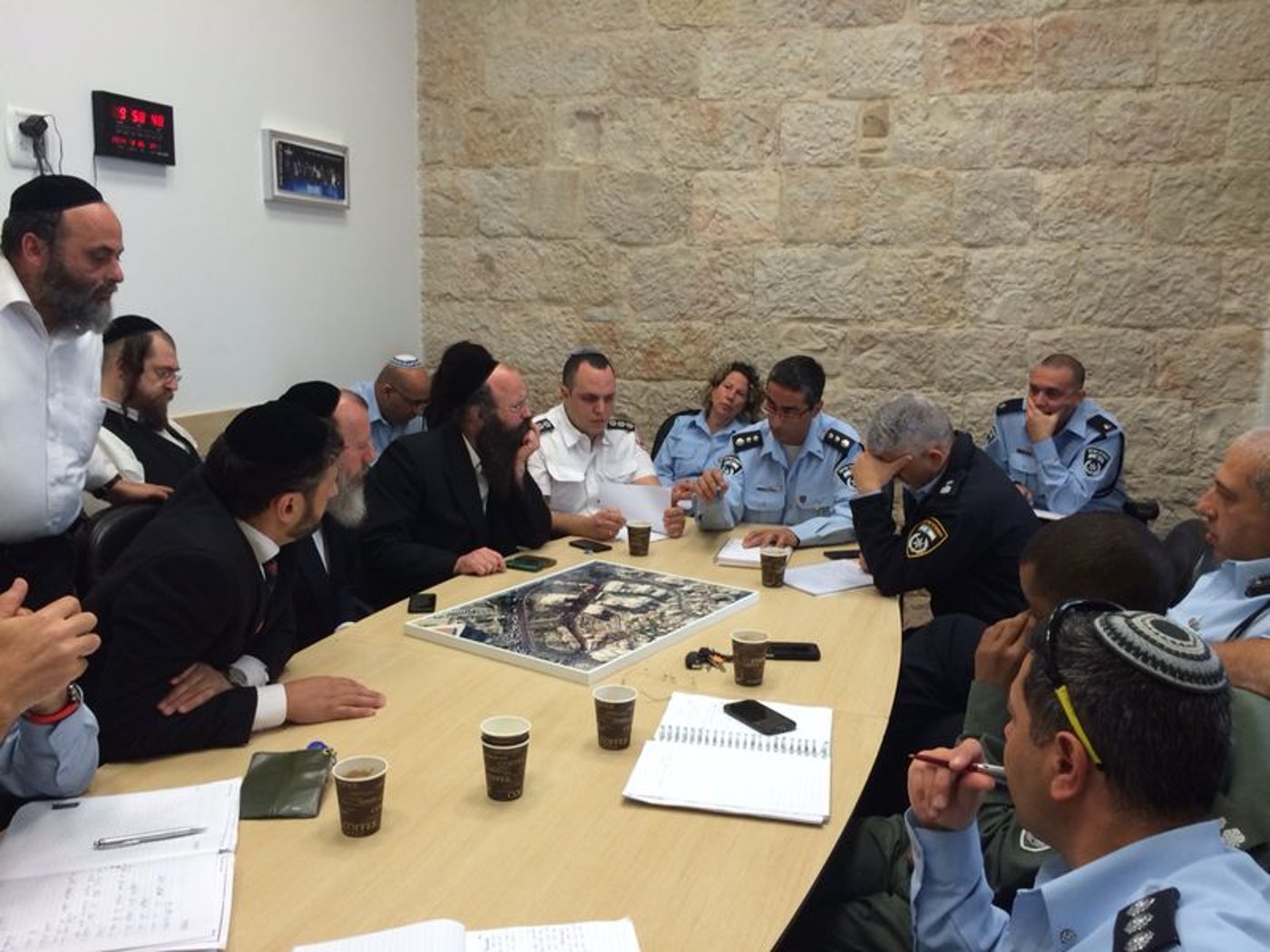 ההכנות לעצרת המיליון: צוות ההיגוי נועד עם המשטרה