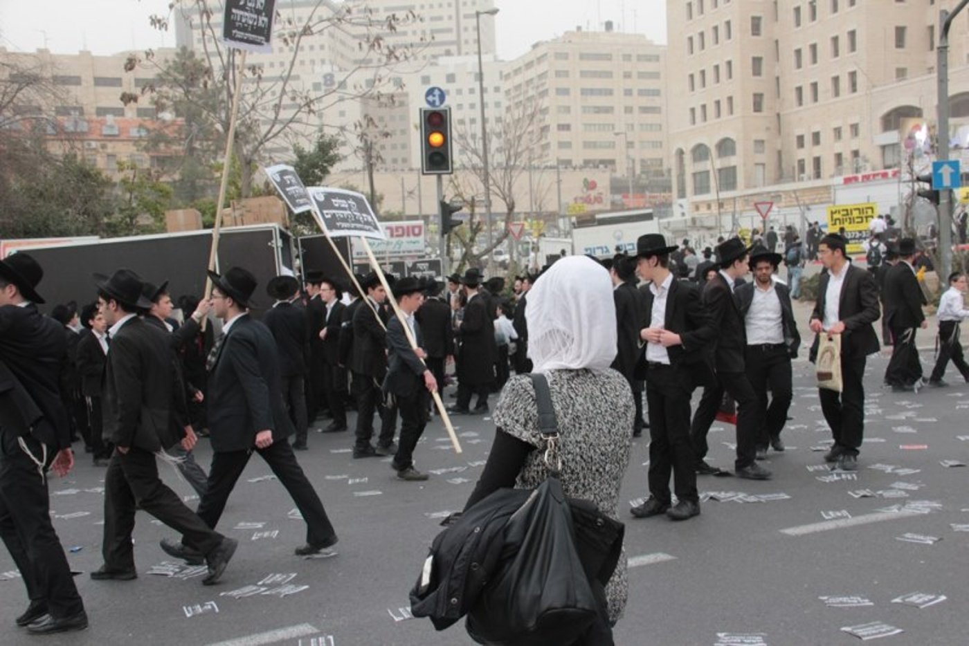 600 אלף איש בירכו יחד: "ברוך... חכם הרזים" • שידור חי