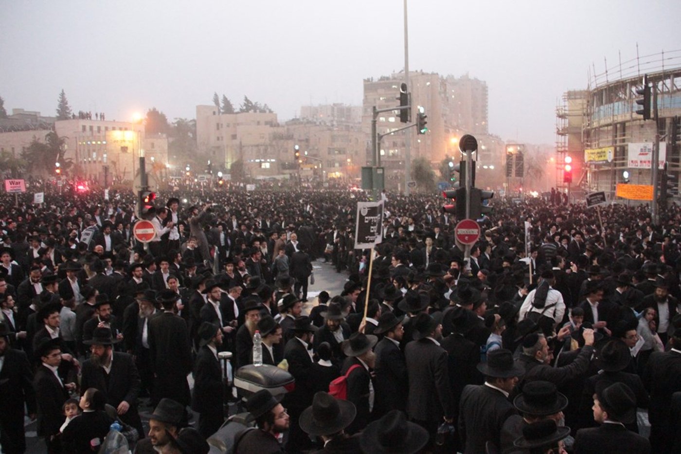 מאות אלפים בירושלים: כן לעולם התורה, לא לצבא • תיעוד ענק