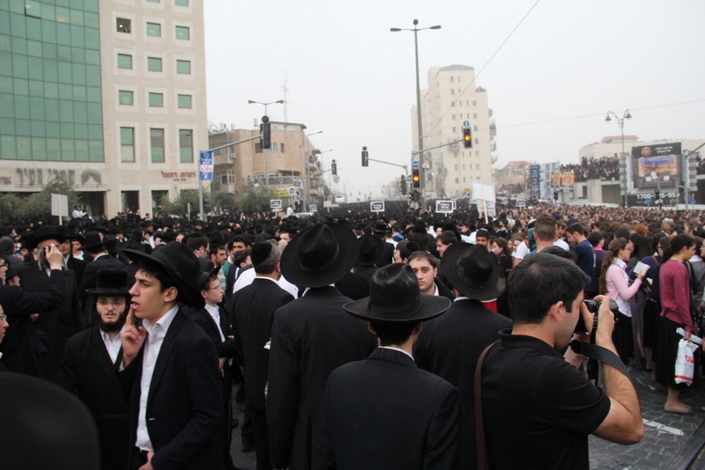 "ה' הוא האלוקים", התאחדו מאות האלפים בזעקה • תיעוד נדיר