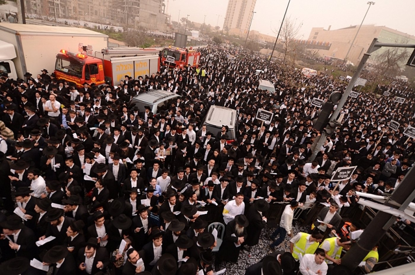 שישים ריבוא התאחדו נגד רדיפת לומדי התורה • גלריה מסכמת