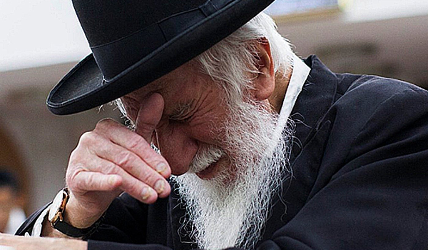 רב העיר, הרב אברהם שלוש