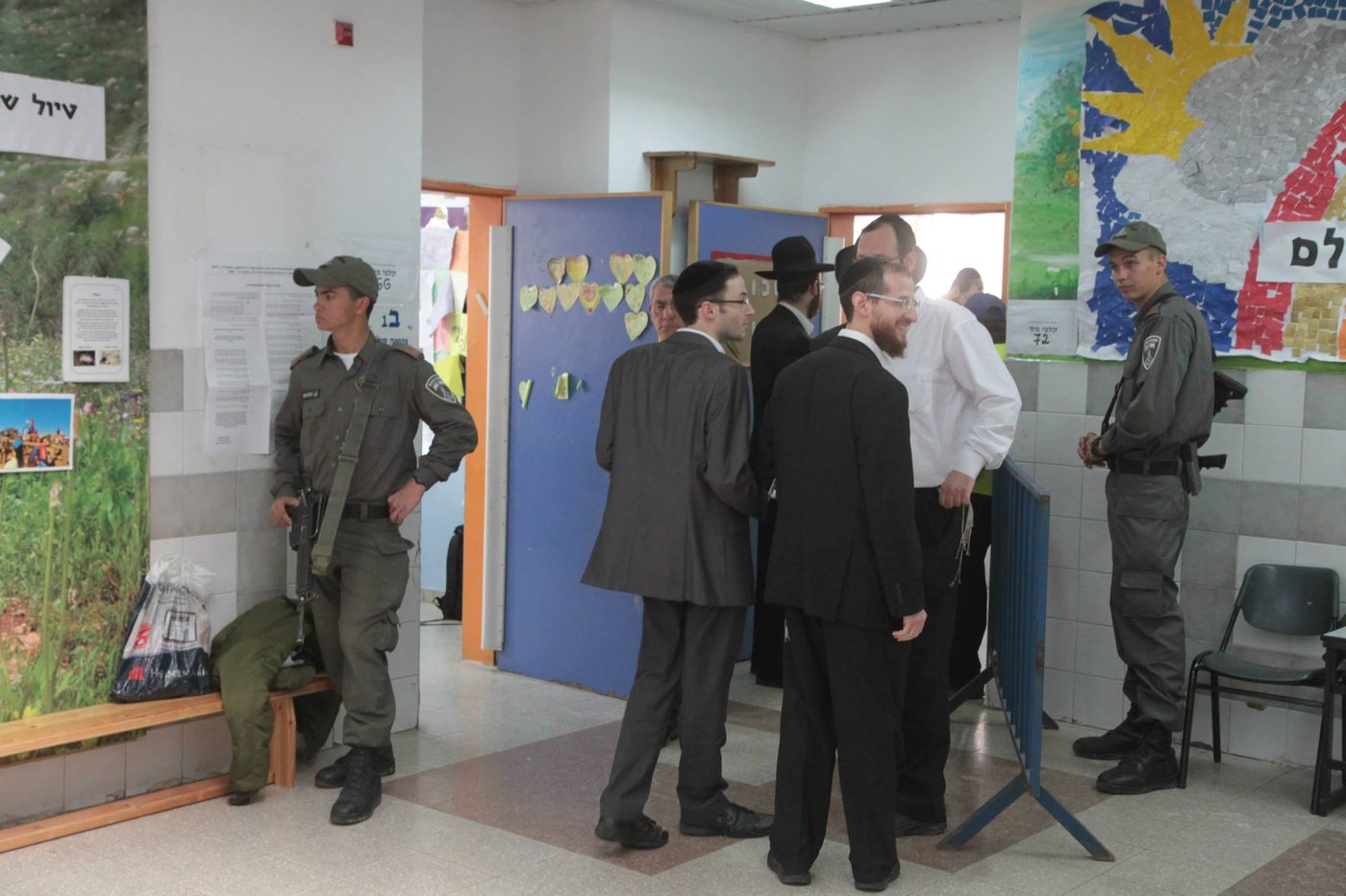 תמונות: משה אבוטבול בוחר במשה אבוטבול