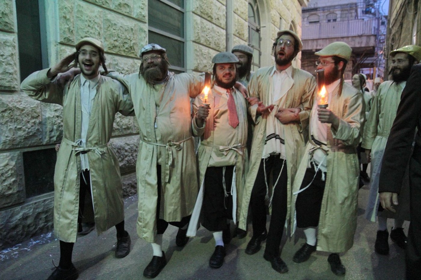 פורים בירושלים • הגלריה של יעקב לדרמן