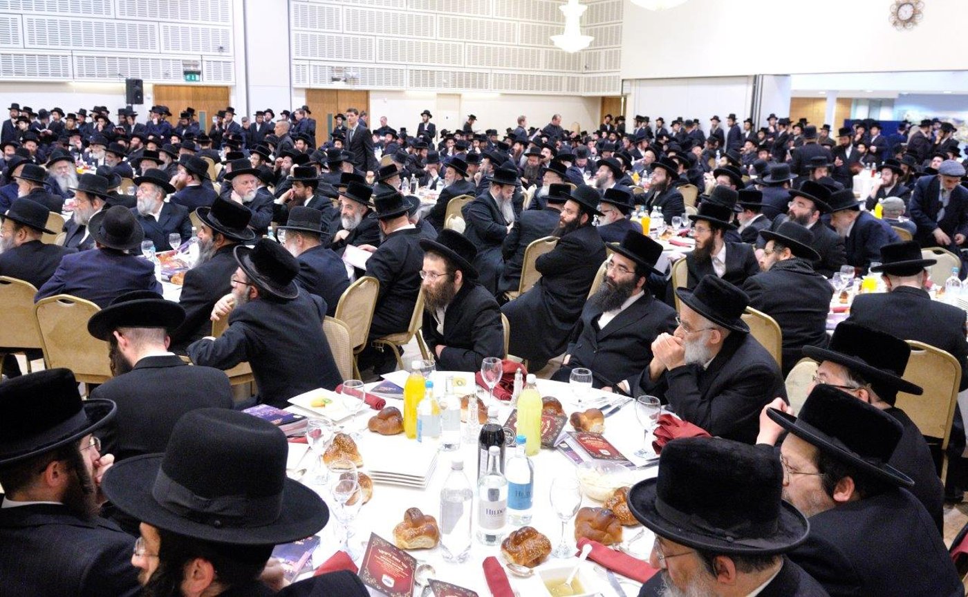 צפו: מיליארדרים ואדמו"רים חגגו יחד