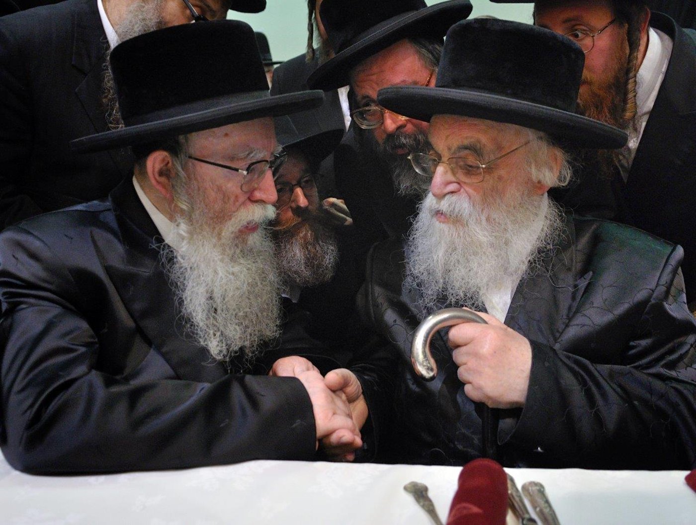 צפו: מיליארדרים ואדמו"רים חגגו יחד