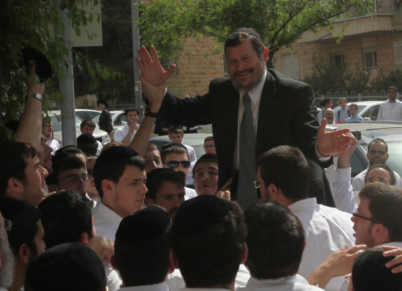 יד לא סרה