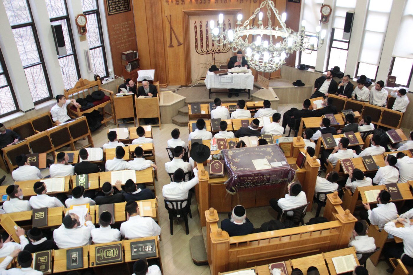 צפו: הרב שלום כהן בישיבת 'בין הזמנים'