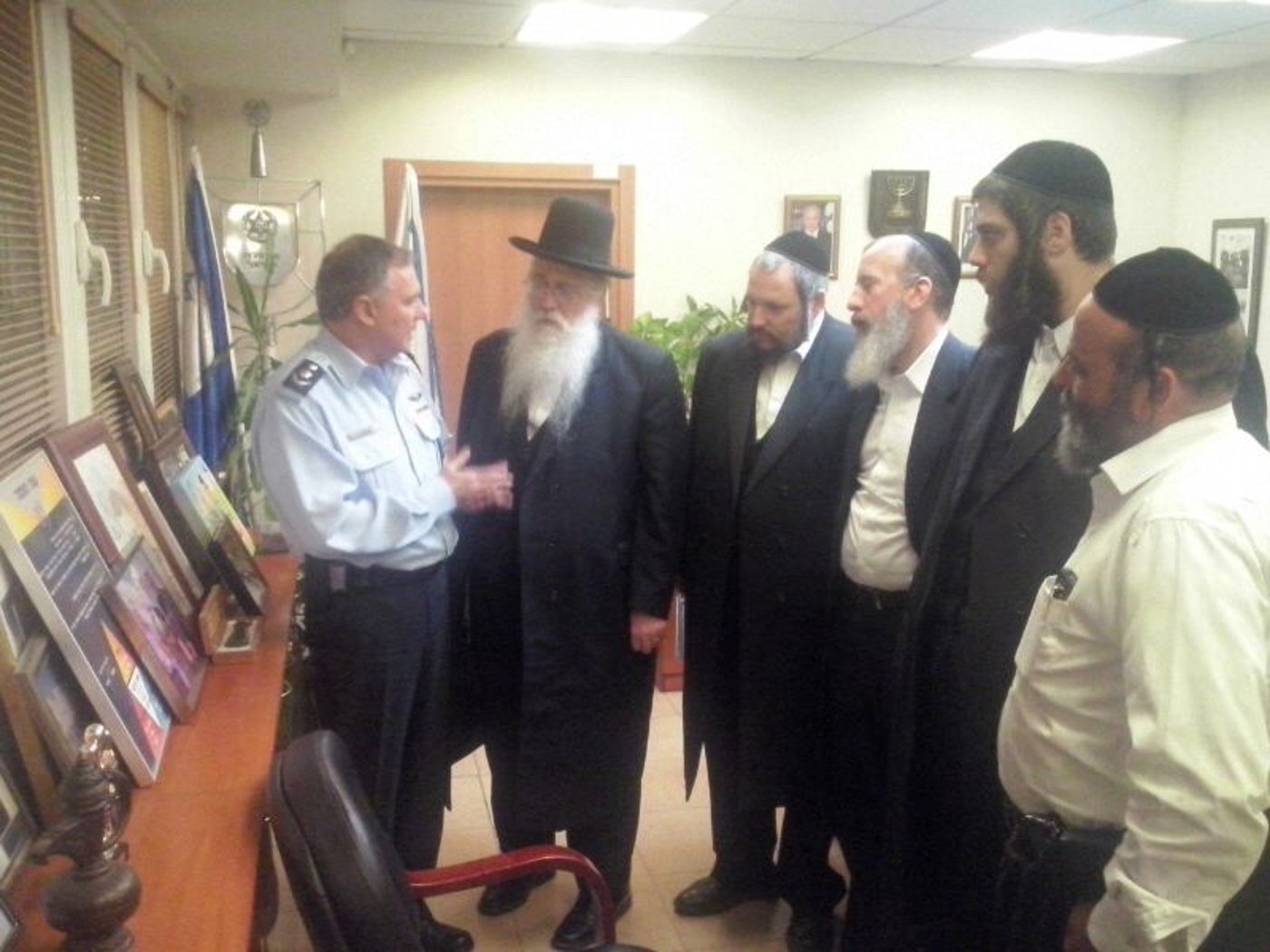 המשטרה: "ניכר שהרבנים מנהיגים את המגזר החרדי"