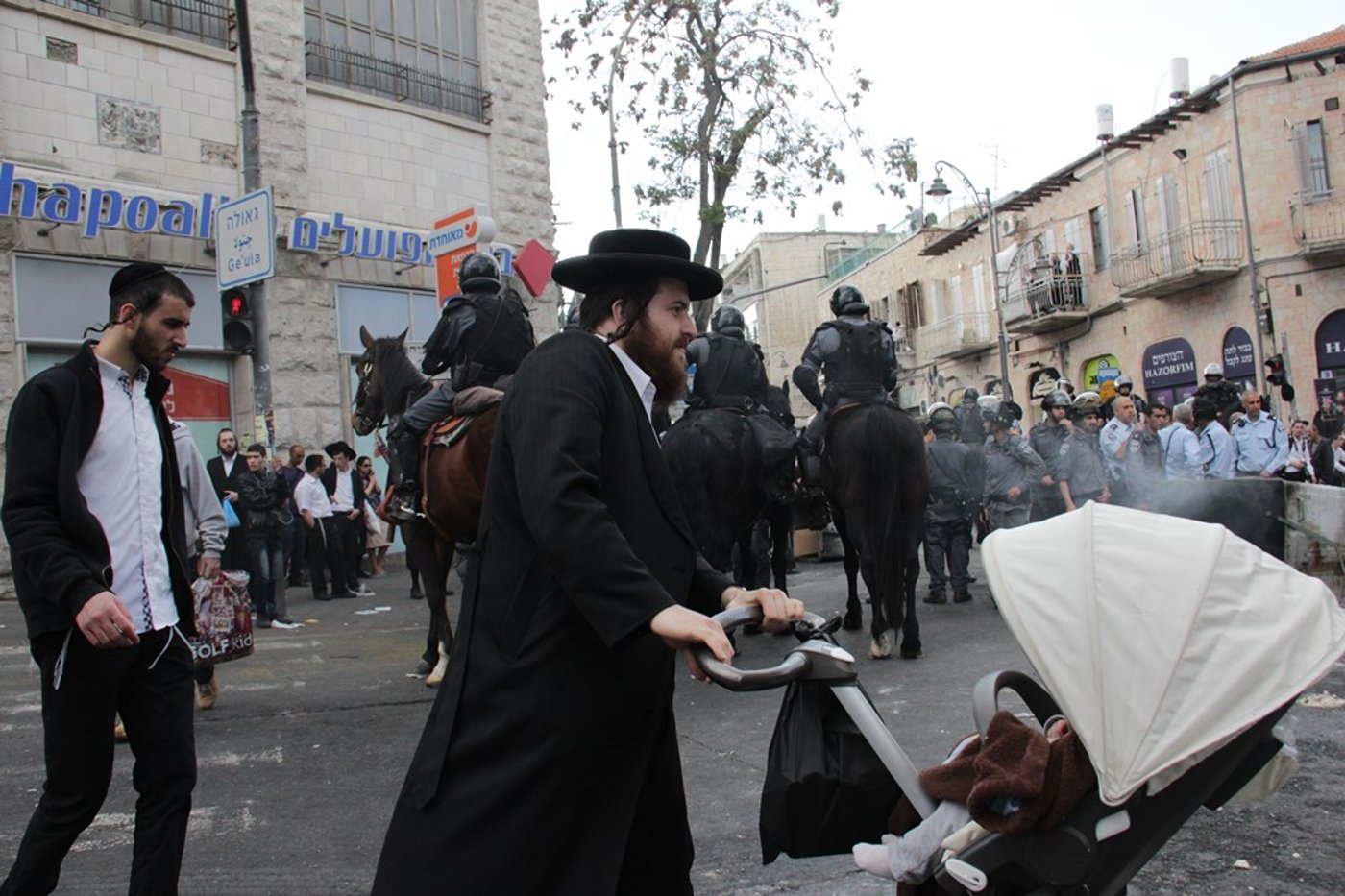 תיעוד ענק: ההפגנה האלימה בגאולה