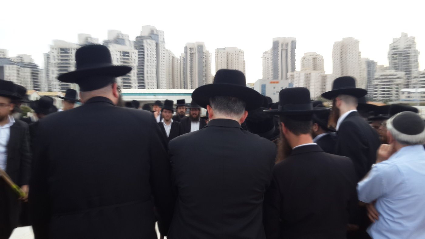 אחותו של ח"כ גפני הובאה למנוחות