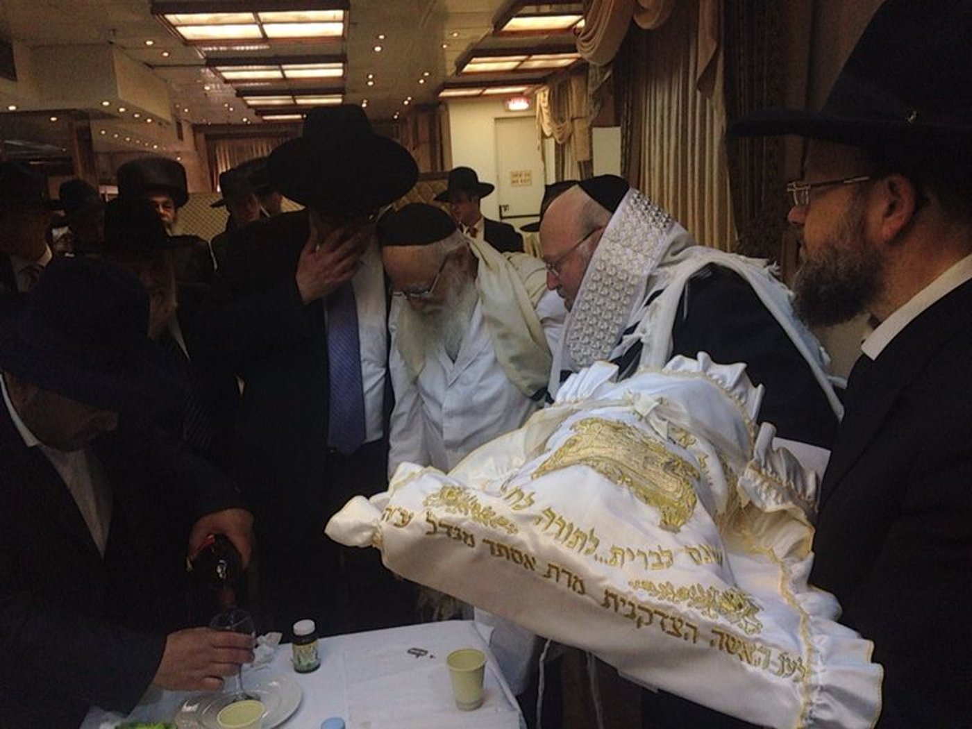 צפו בתיעוד: ברית לנכד של ח"כ יעקב אשר