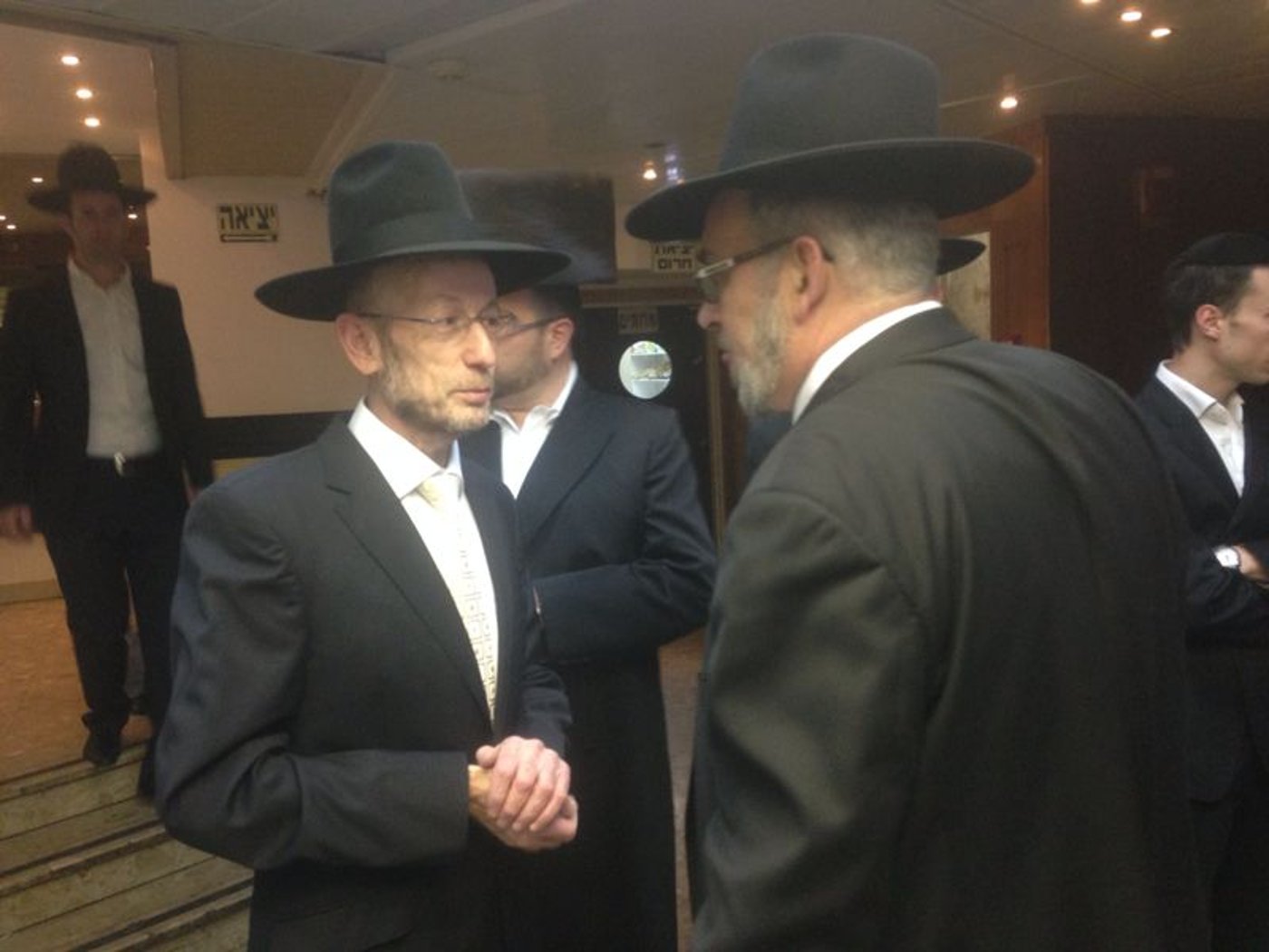 צפו בתיעוד: ברית לנכד של ח"כ יעקב אשר