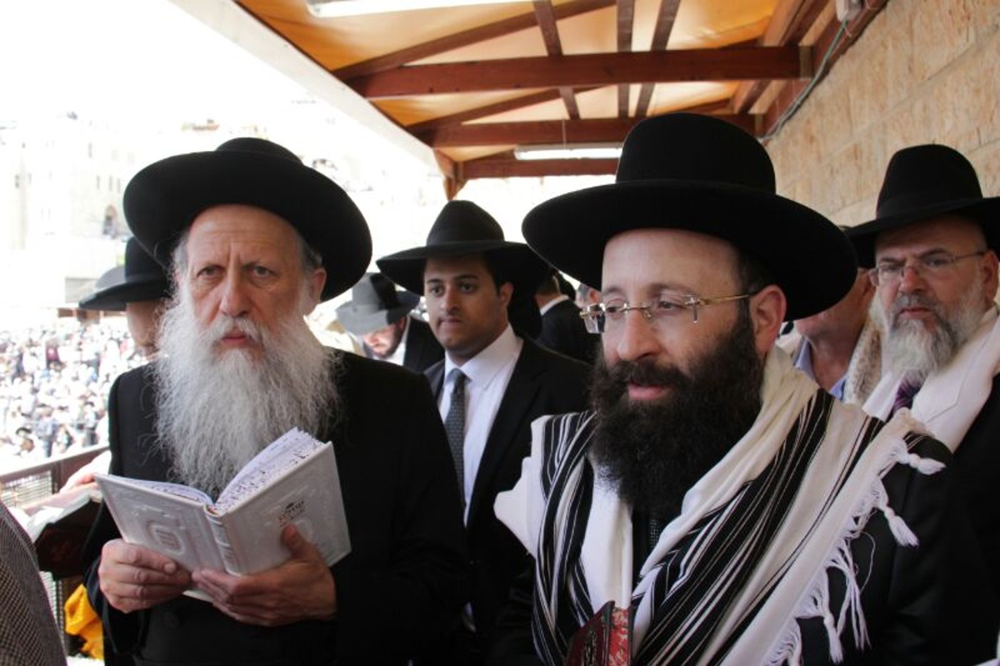 יְבָרֶכְךָ ה' וְיִשְׁמֶרְךָ: • תיעוד ענק: ברכת כהנים בכותל המערבי