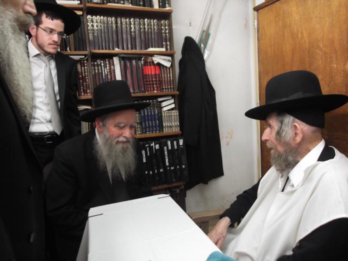 הגר"א פילץ