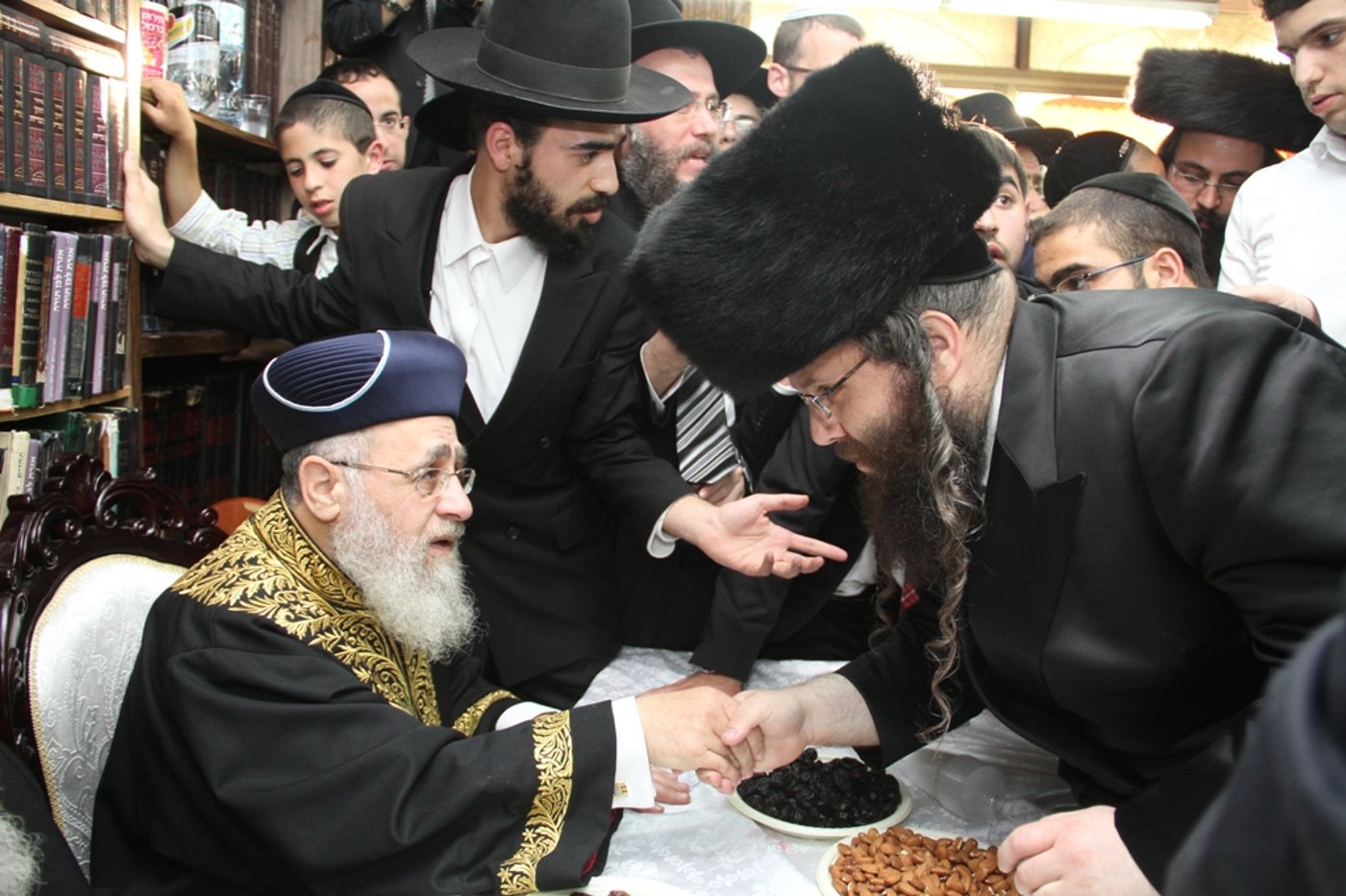 "הקבלת פני רבו" לגר"י יוסף • צפו