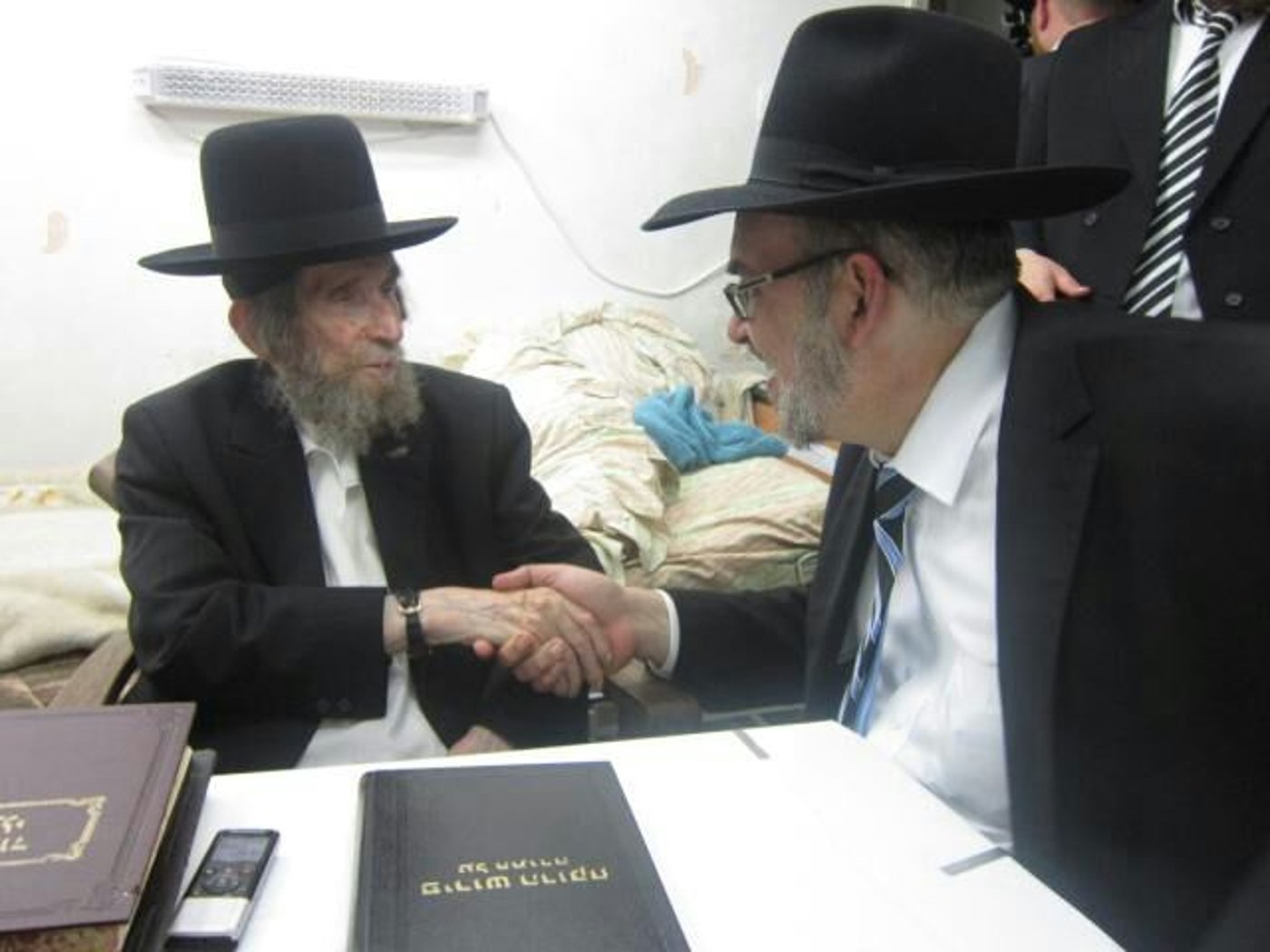 תיעוד: ביקורי החג אצל מרן הגראי"ל שטיינמן