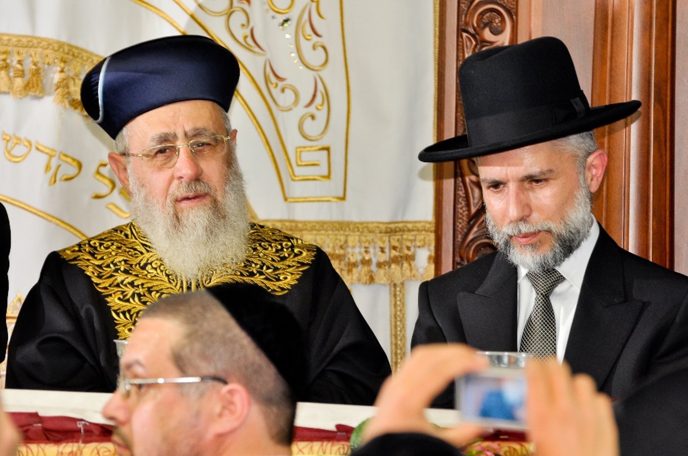 תיעוד: הרב זמיר כהן הוכתר לרב שכונת "אתרוג" בביתר עילית