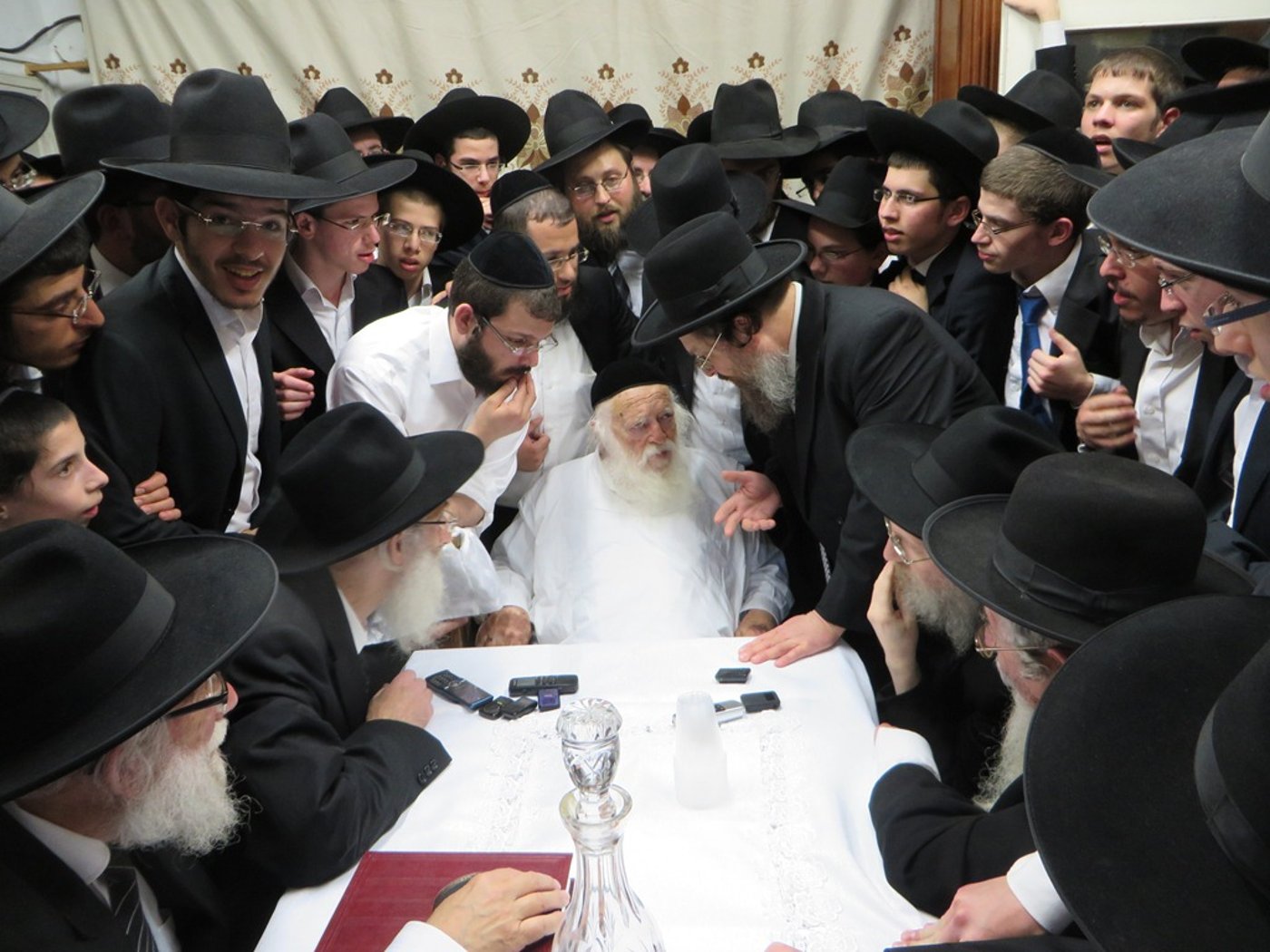 צפו: הכתרת הרב יעקב סטפנסקי לראש ישיבת "תורה בתפארתה"