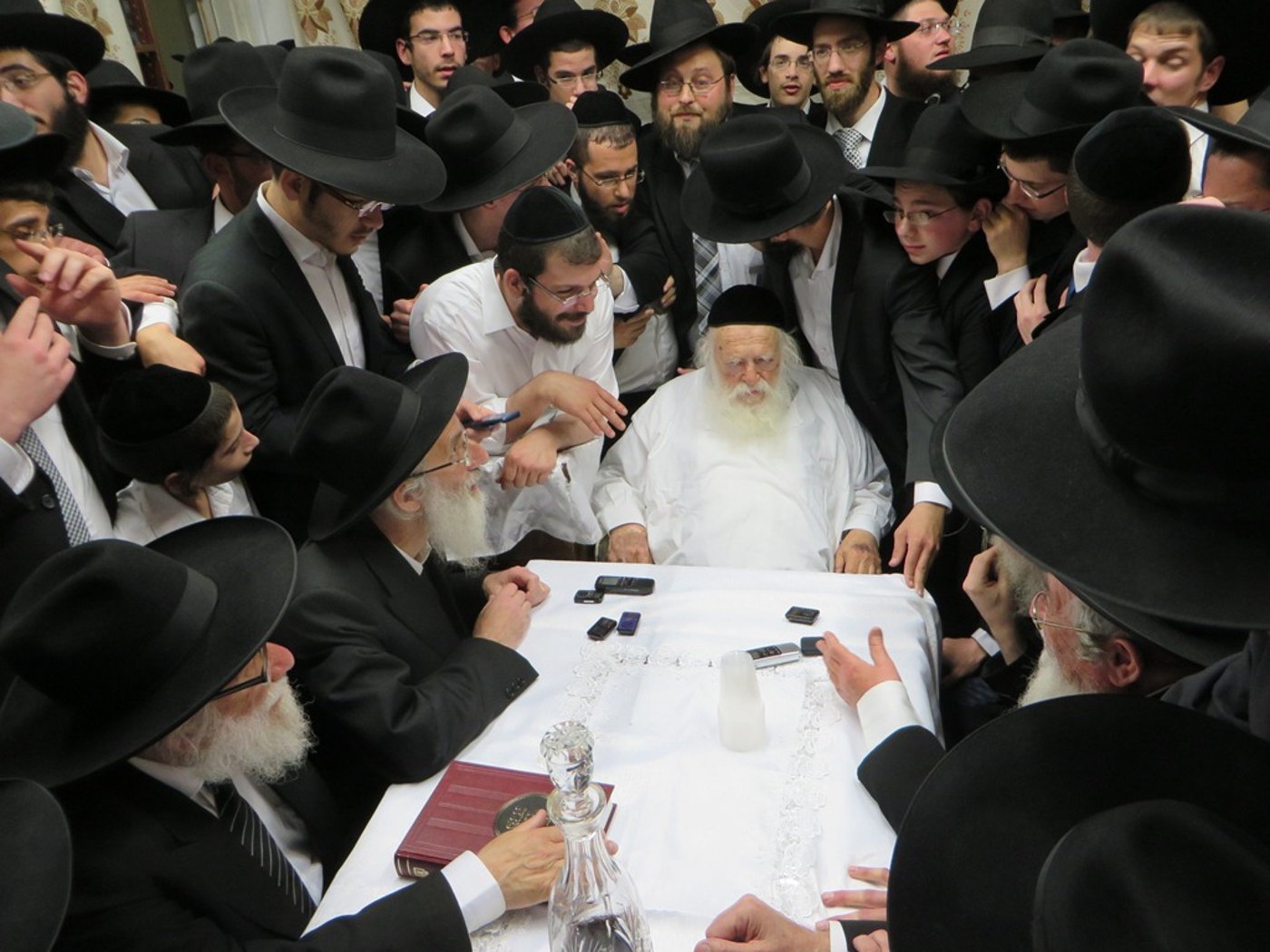 צפו: הכתרת הרב יעקב סטפנסקי לראש ישיבת "תורה בתפארתה"