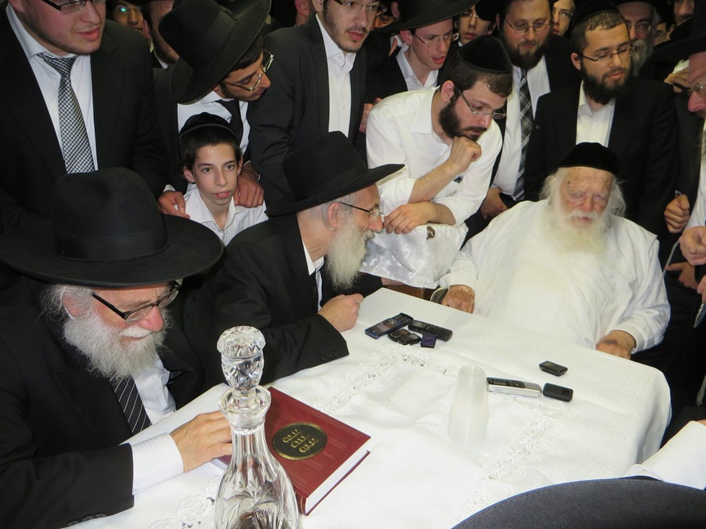 צפו: הכתרת הרב יעקב סטפנסקי לראש ישיבת "תורה בתפארתה"