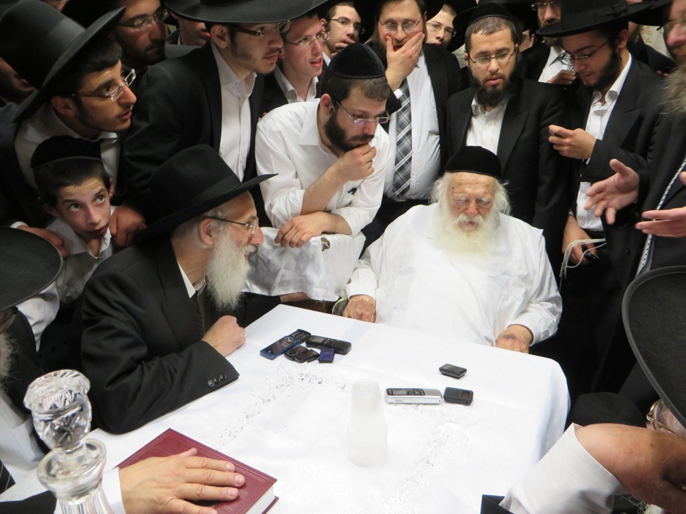 צפו: הכתרת הרב יעקב סטפנסקי לראש ישיבת "תורה בתפארתה"