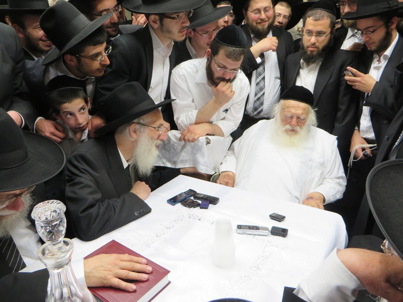 צפו: הכתרת הרב יעקב סטפנסקי לראש ישיבת "תורה בתפארתה"