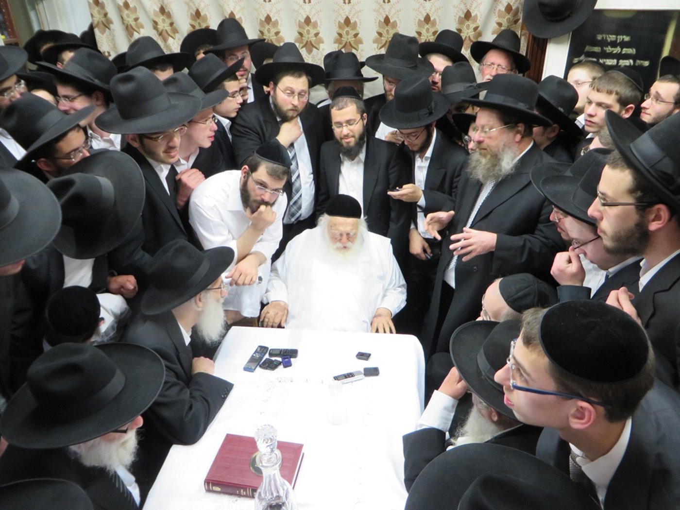 צפו: הכתרת הרב יעקב סטפנסקי לראש ישיבת "תורה בתפארתה"