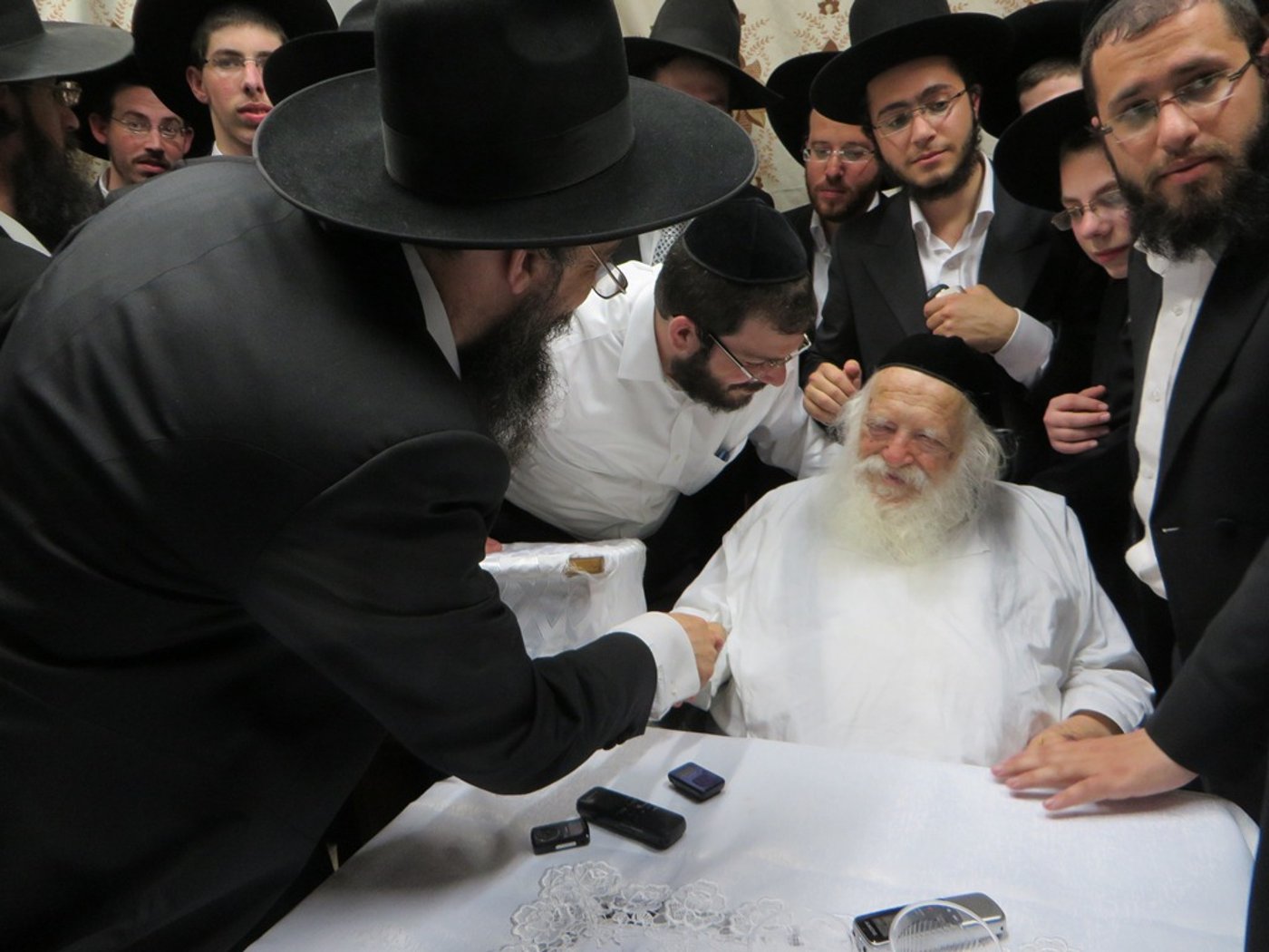 צפו: הכתרת הרב יעקב סטפנסקי לראש ישיבת "תורה בתפארתה"