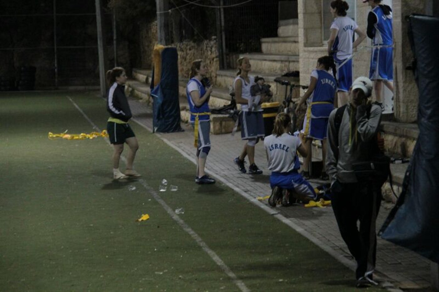 אין רגישות: חילונים שיחקו כדורגל בערב יום השואה