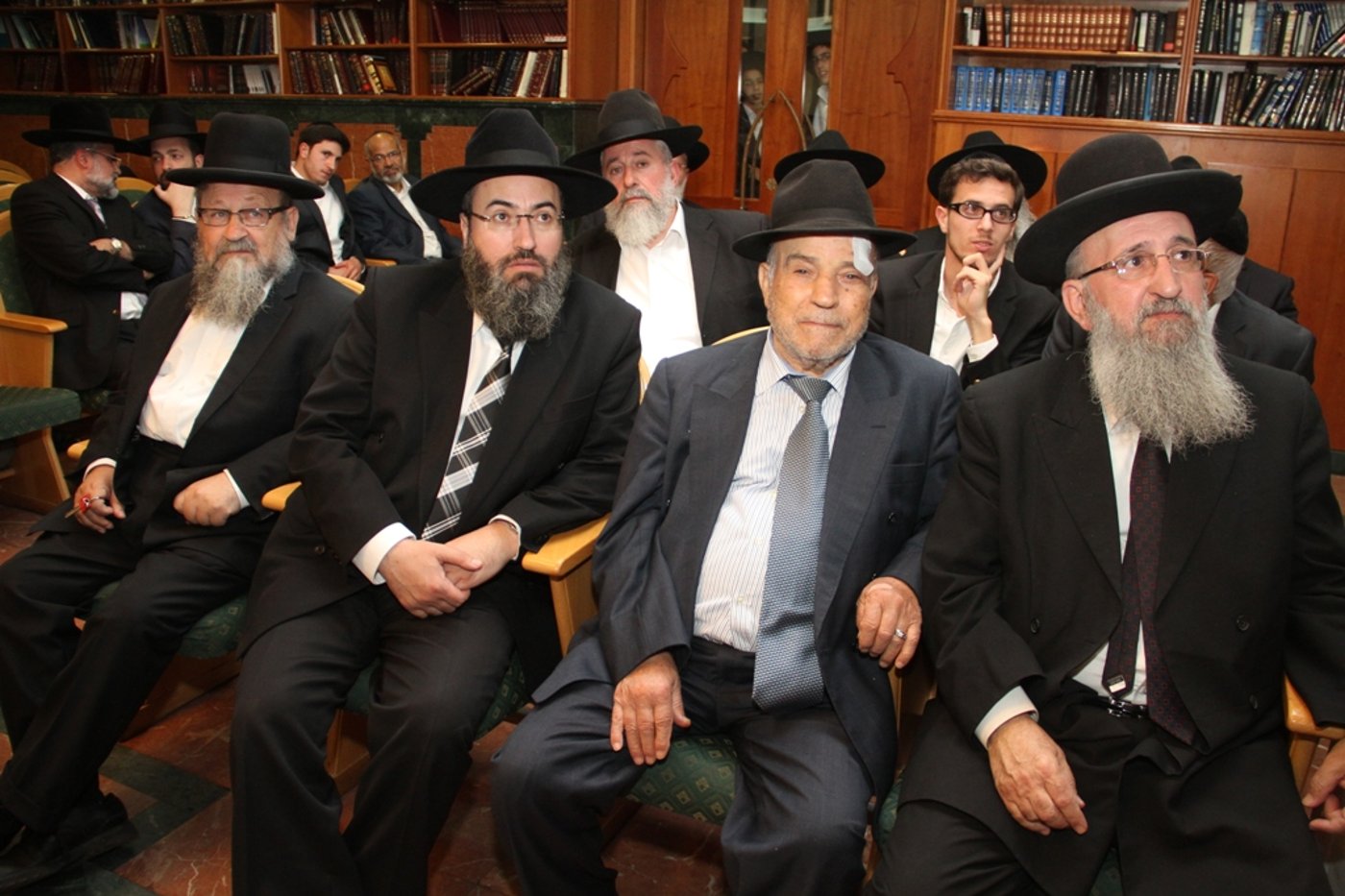 הרב יצחק יוסף סיפר: כך דרעי היה מפעיל את הראש