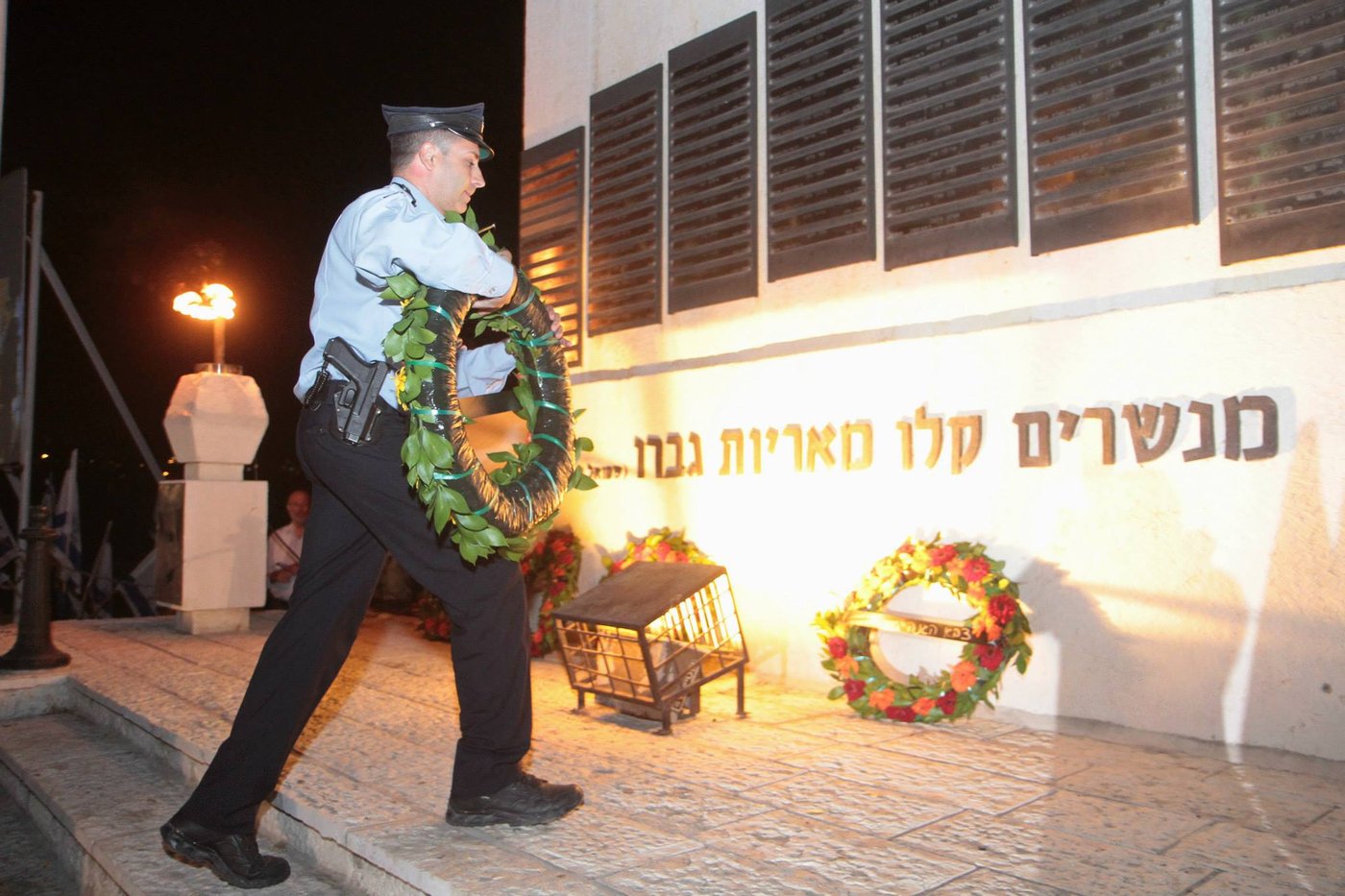צפו: השיר של משה אבוטבול ליום הזיכרון
