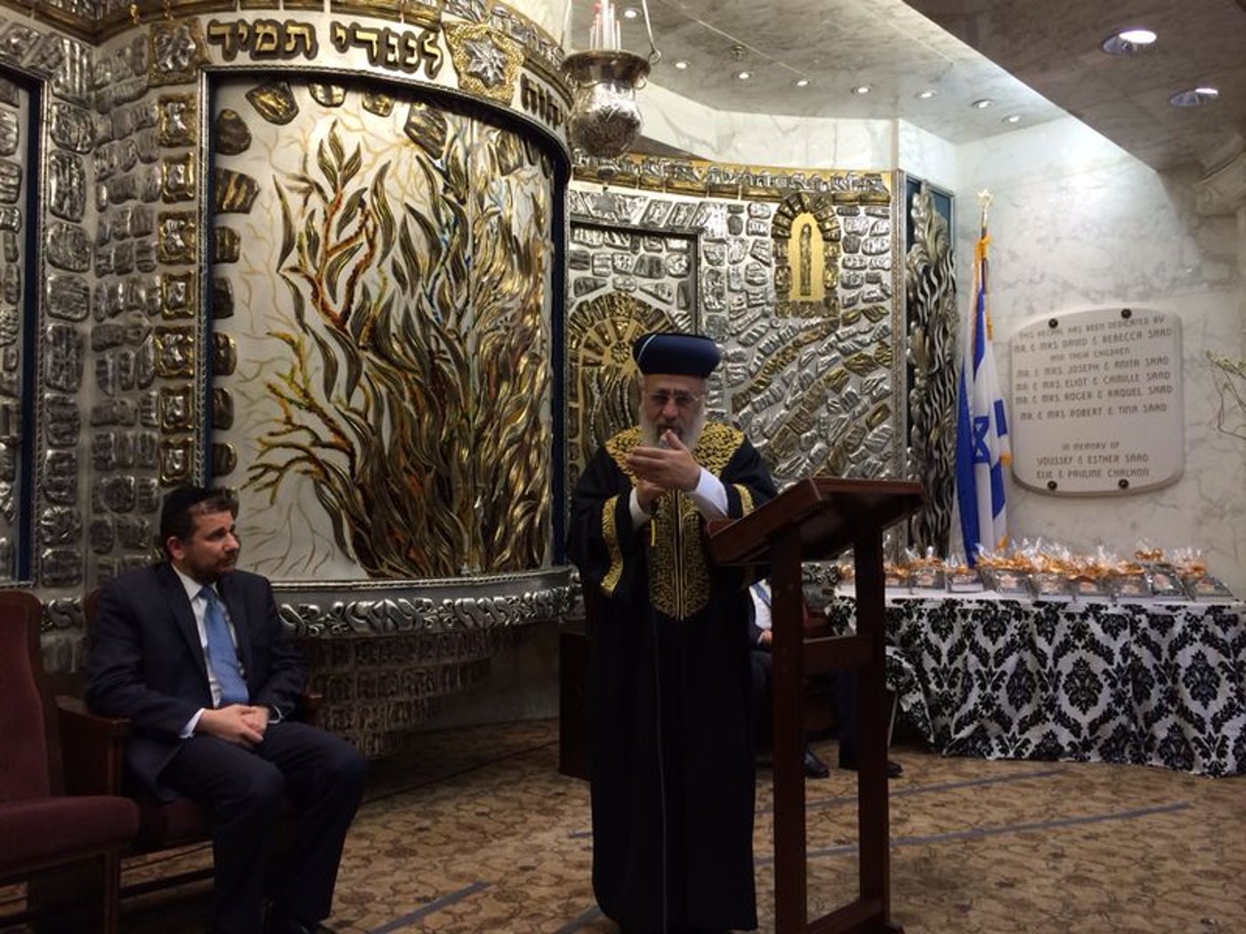 תיעוד: הראשל"צ הגאון רבי יצחק יוסף בשיעור בניו יורק