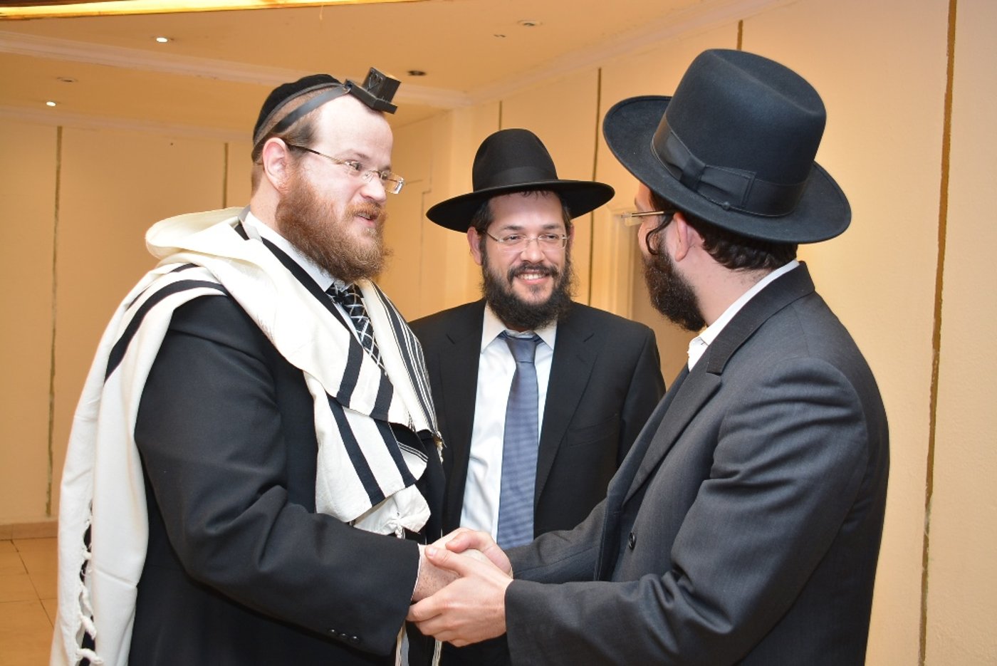 דוד שפירא ערך ברית לבנו - מי השתתף ומי נעדר? • סיקור וגלריה