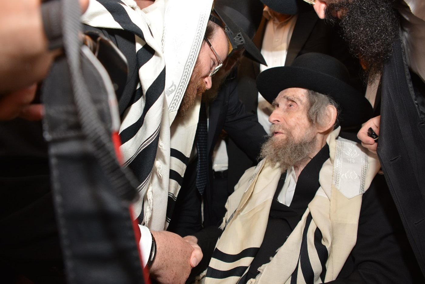 דוד שפירא ערך ברית לבנו - מי השתתף ומי נעדר? • סיקור וגלריה