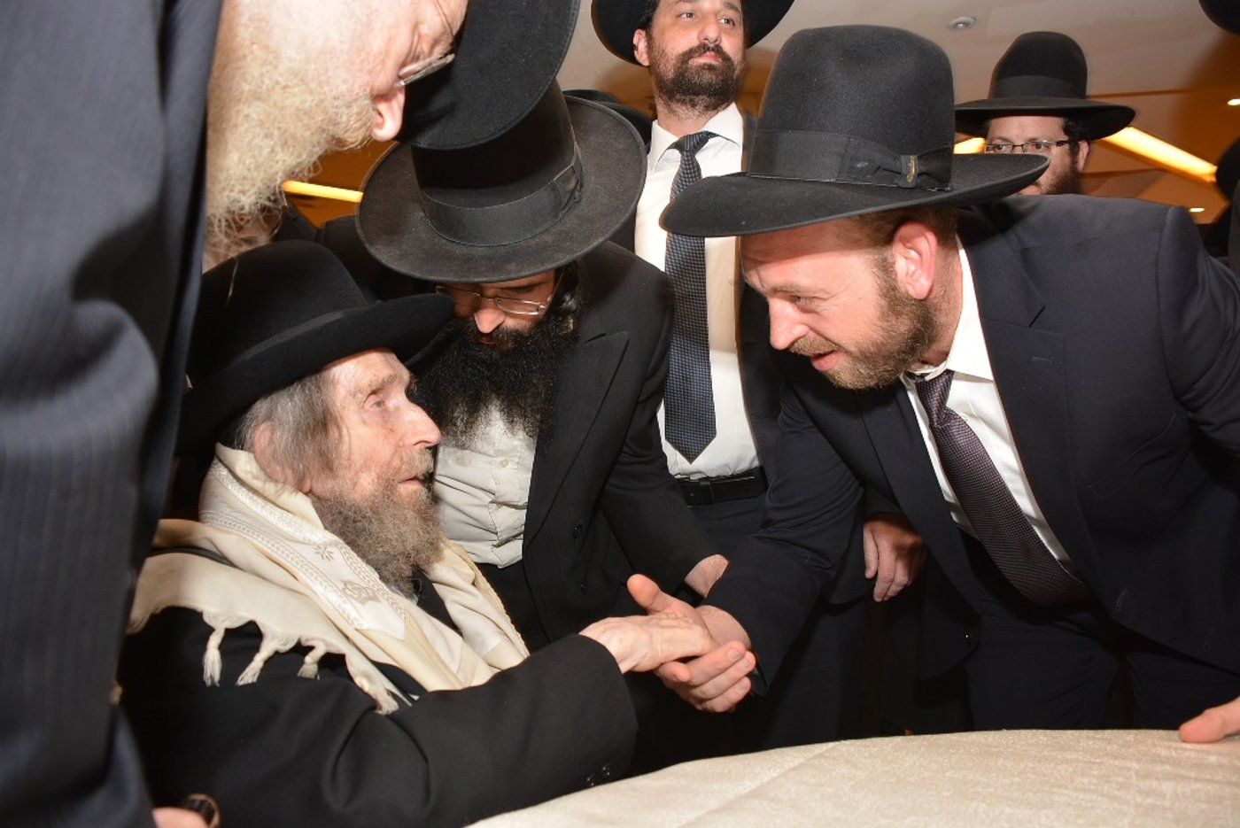 דוד שפירא ערך ברית לבנו - מי השתתף ומי נעדר? • סיקור וגלריה