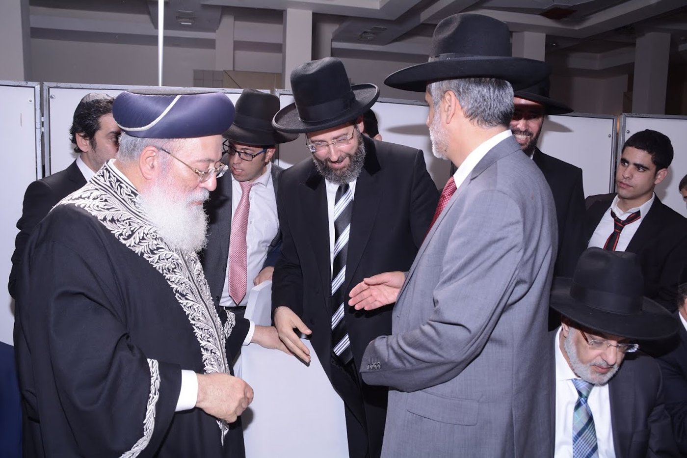 צפו בגלריה: חתונת נכד הראשל"צ הגאון רבי שלמה משה עמאר