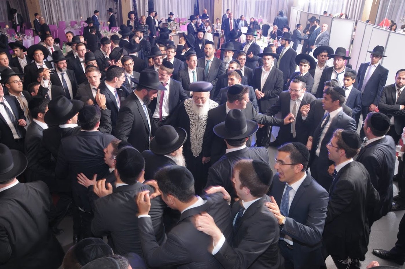 צפו בגלריה: חתונת נכד הראשל"צ הגאון רבי שלמה משה עמאר
