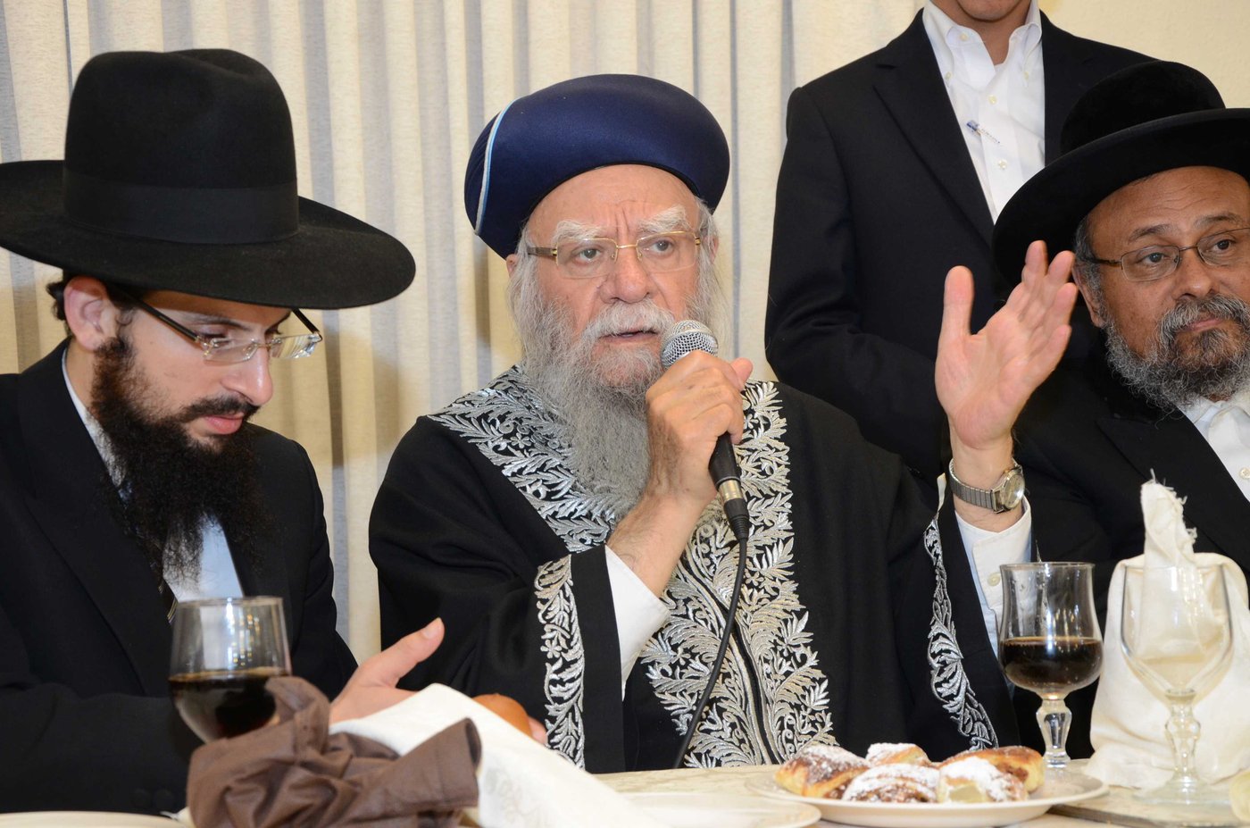 הכנסת ספר תורה לע"נ המקובל הגר"נ פרץ זצ"ל