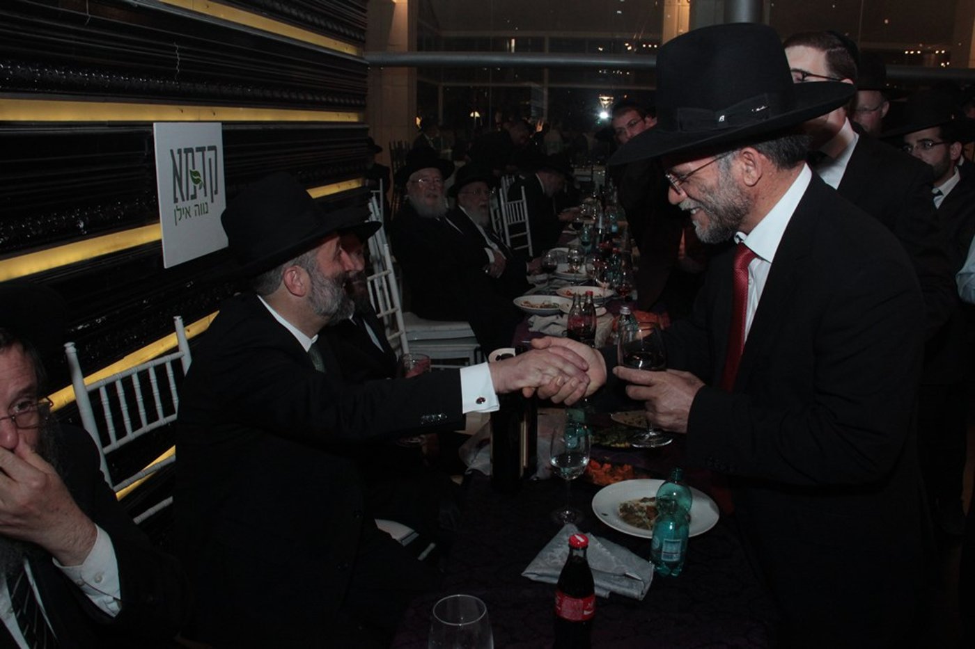 תיעוד ענק: מפגן הכוח של יו"ר ש"ס בחתונת בתו