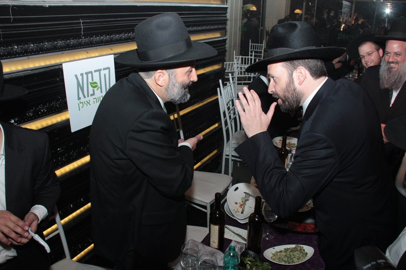 תיעוד ענק: מפגן הכוח של יו"ר ש"ס בחתונת בתו