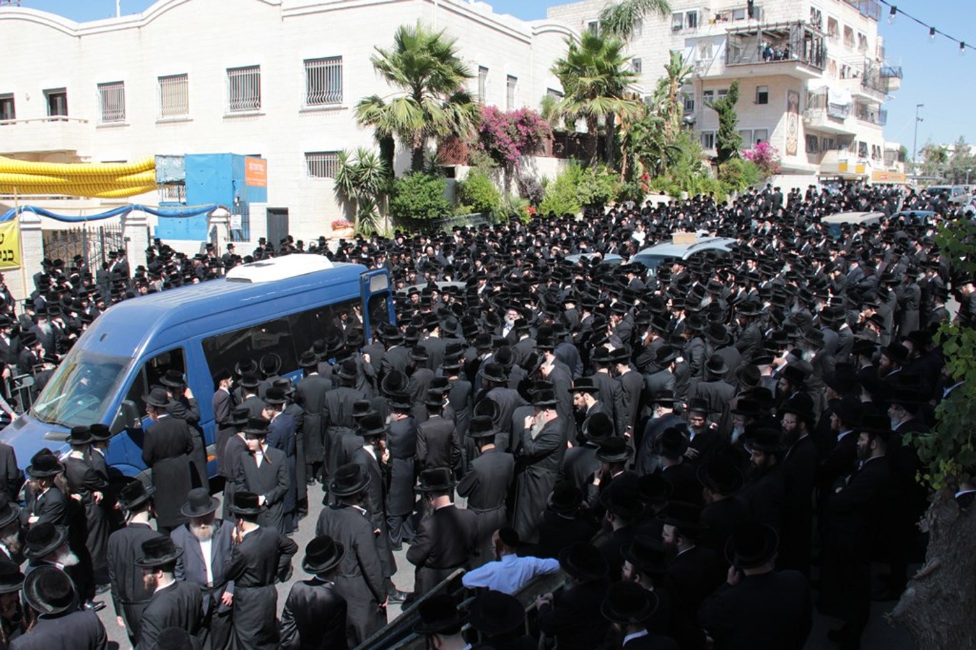 תיעוד כואב: קהל רב בהלווית הרב יוסף וינד ז"ל