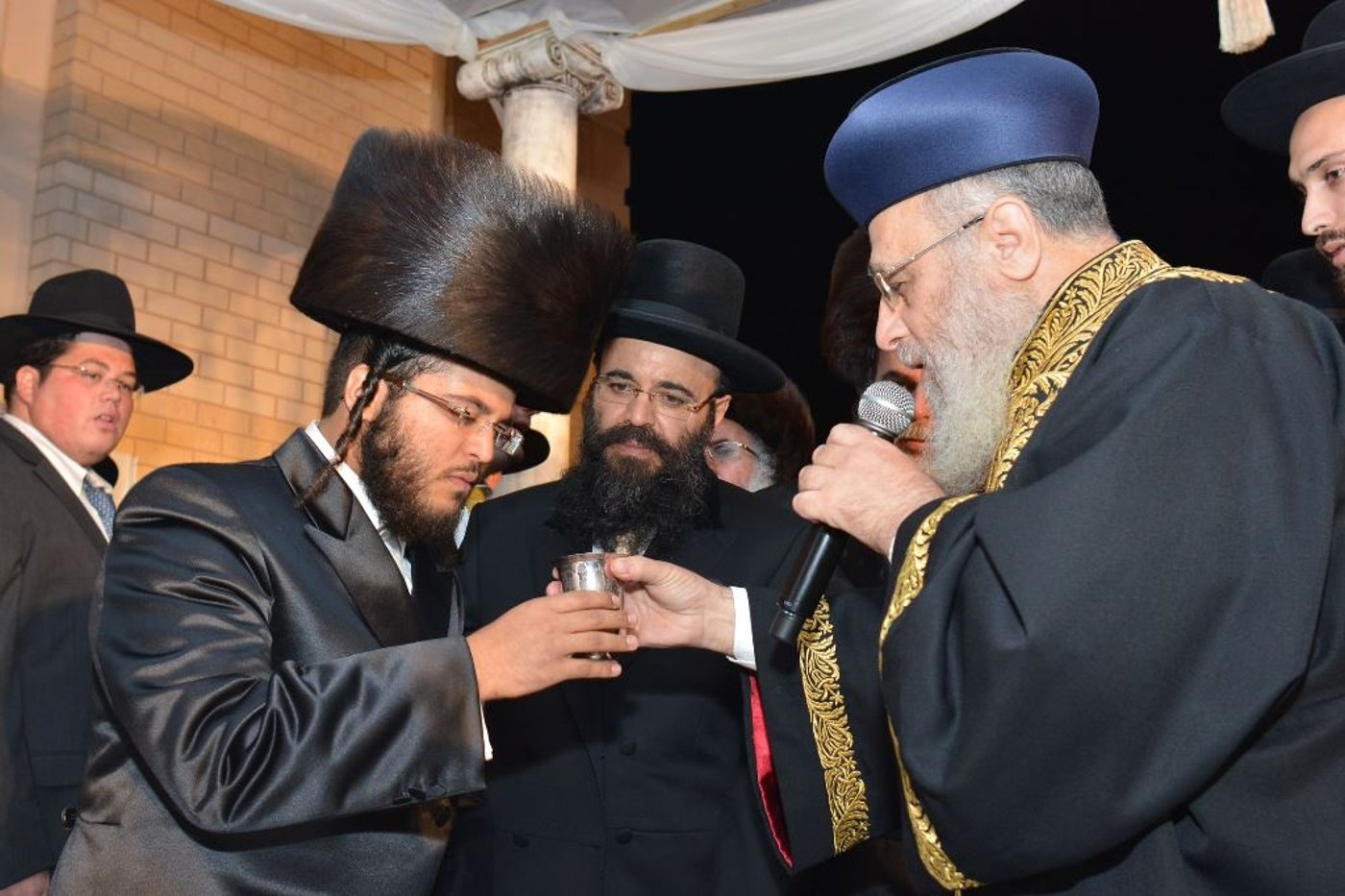 צפו בגלריה: "הרנטגן" חיתן בן בכור