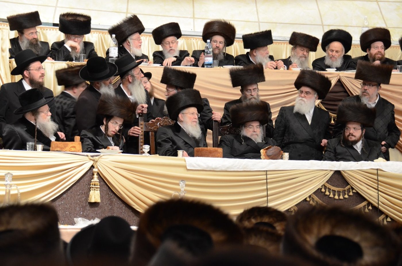 גלריה: שבע ברכות המרכזי בבעלזא בצל פיגוע החטיפה