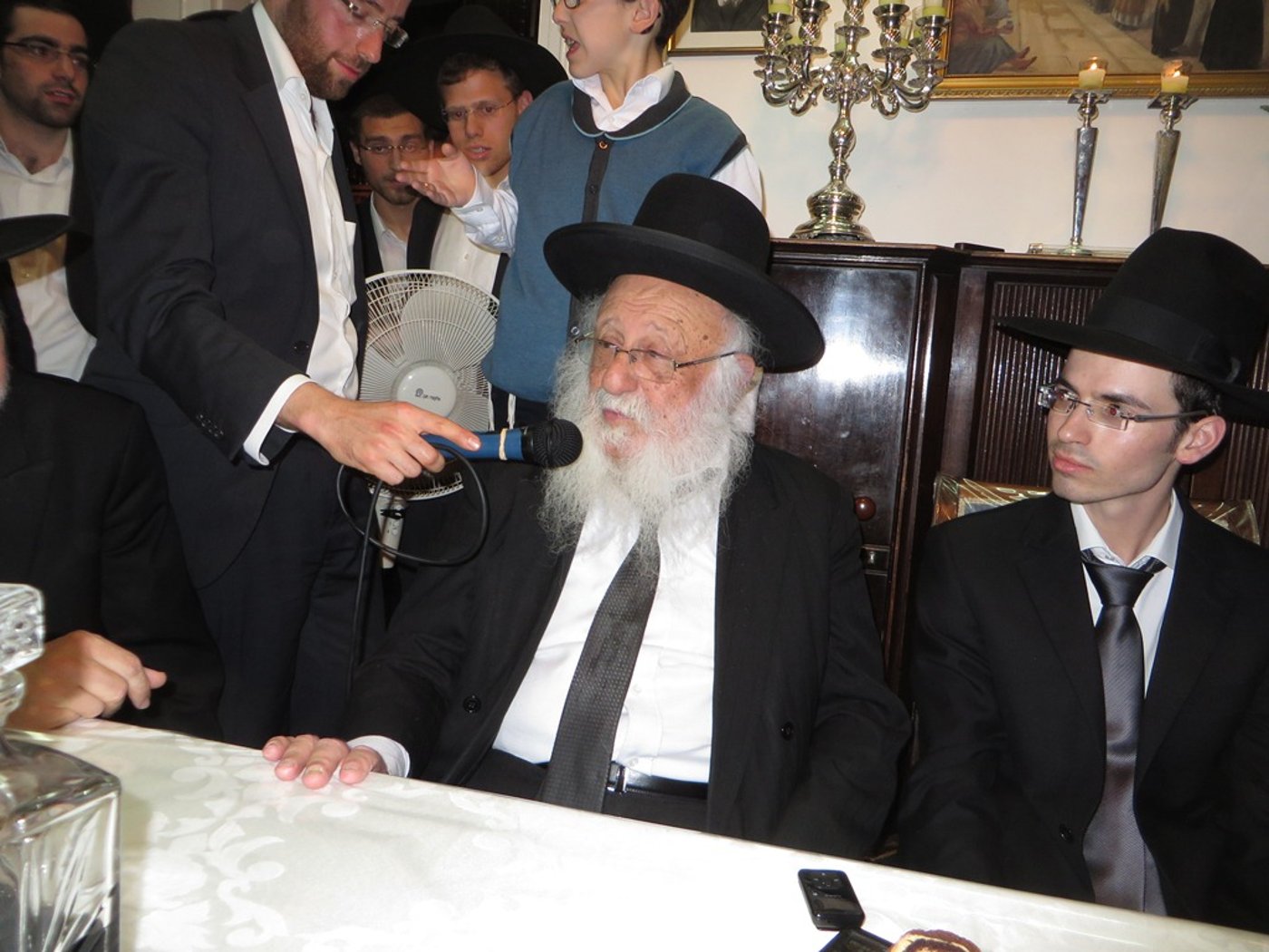 תיעוד: ראשי ישיבת פוניבז' השתדכו