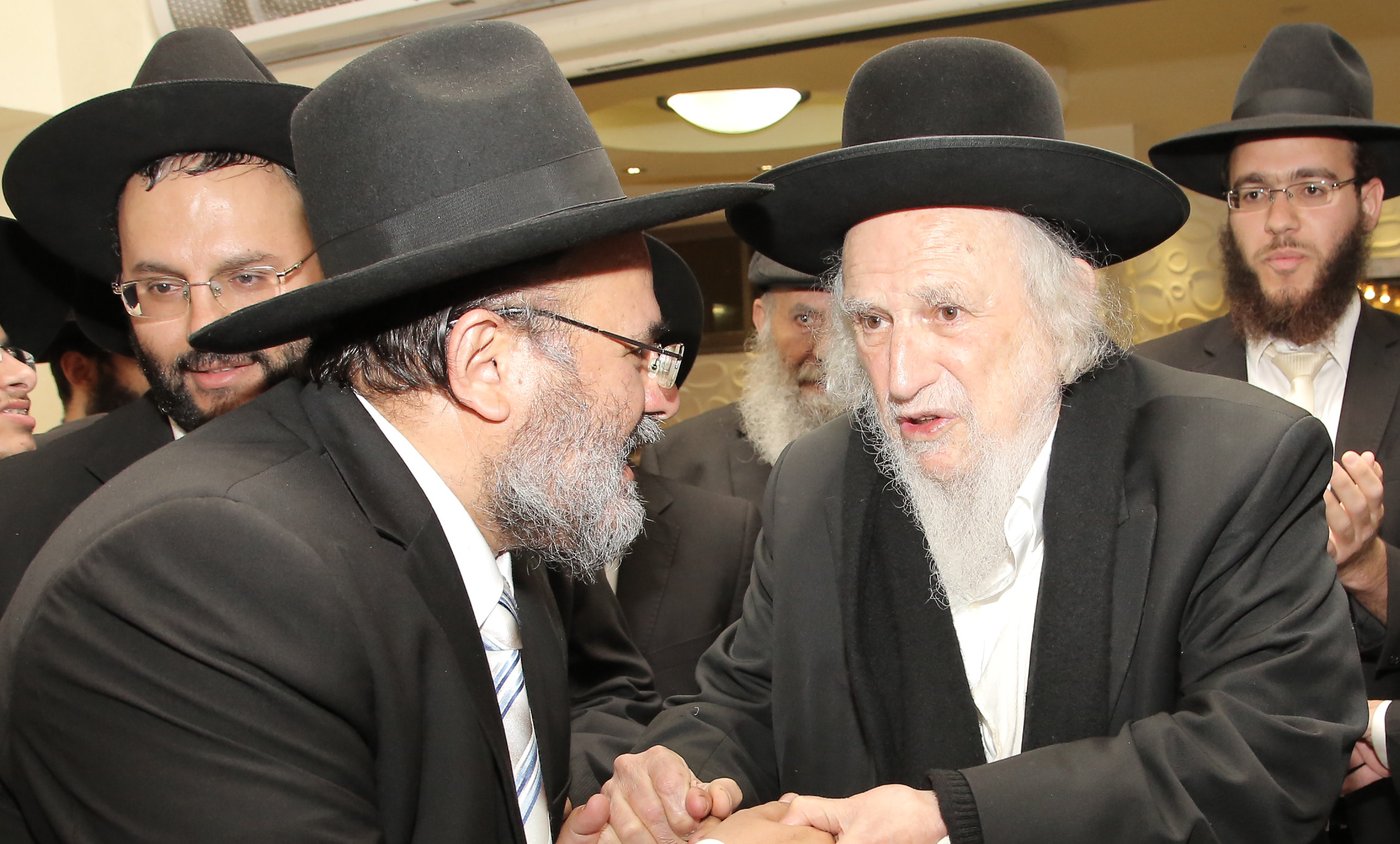 הגר"ש אוירבך בחתונת ביתו של הרב בועז