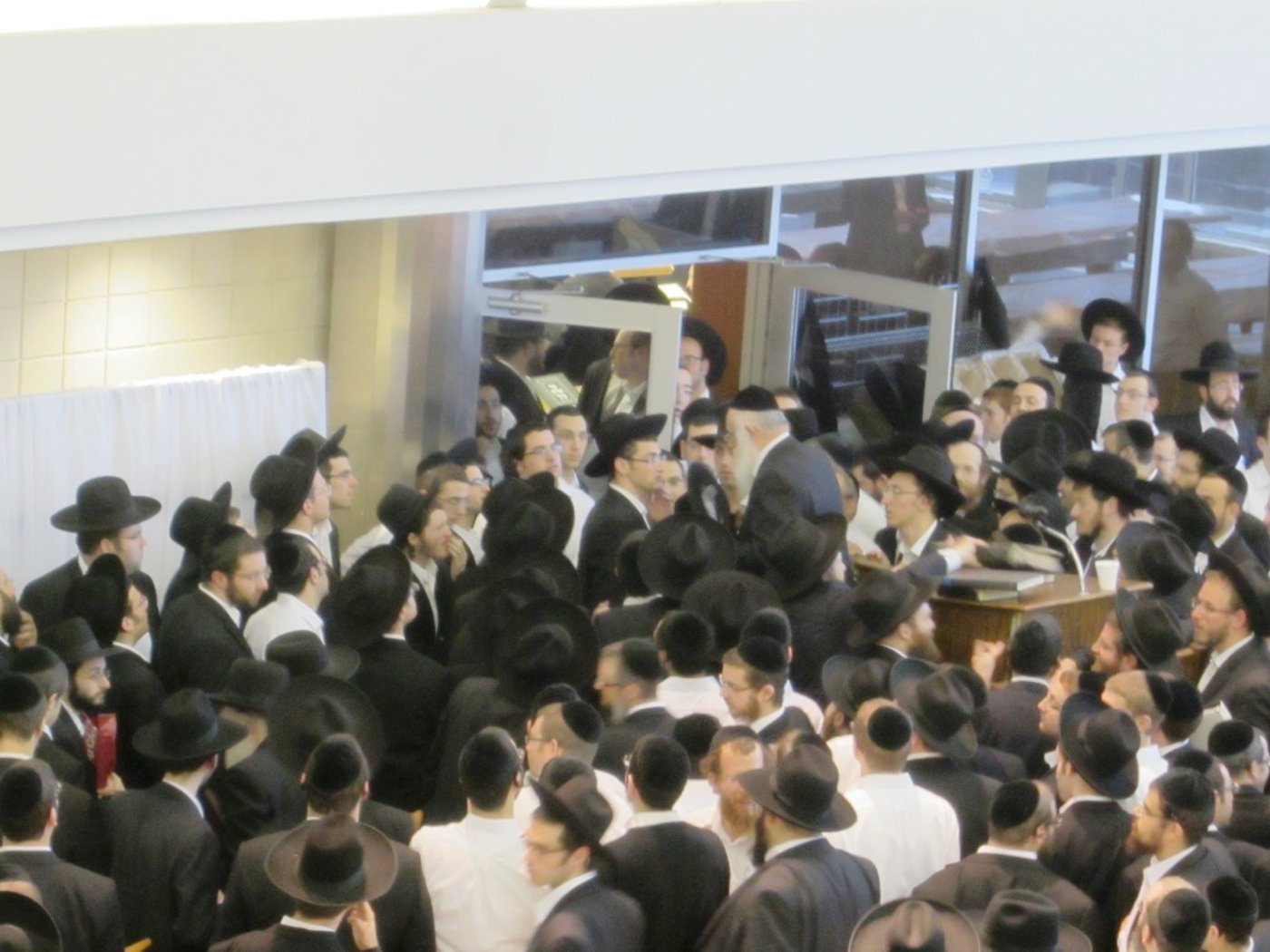 תיעוד: הגרב"ד פוברסקי בביקור בארה"ב